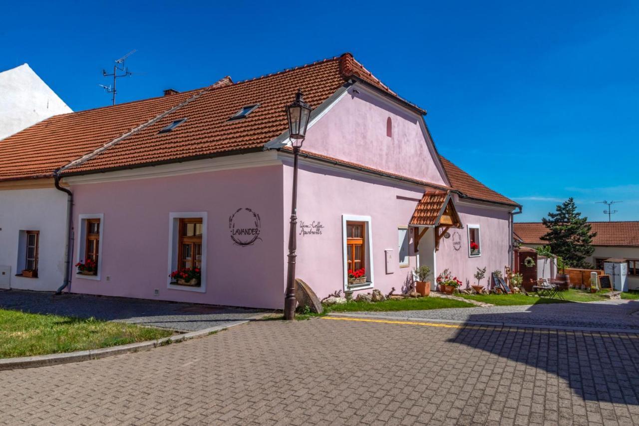 Apartmany Lavander Mikulov Buitenkant foto