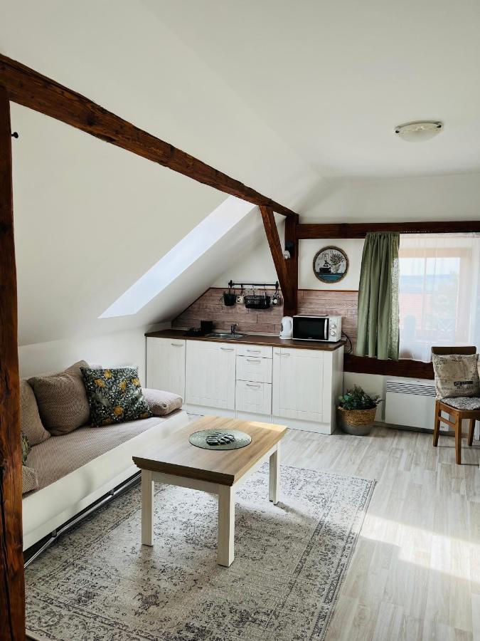 Apartmany Lavander Mikulov Buitenkant foto