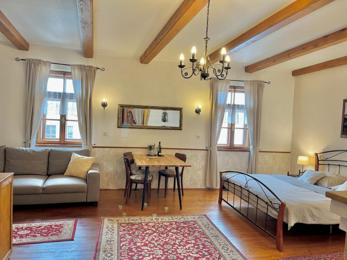 Apartmany Lavander Mikulov Buitenkant foto