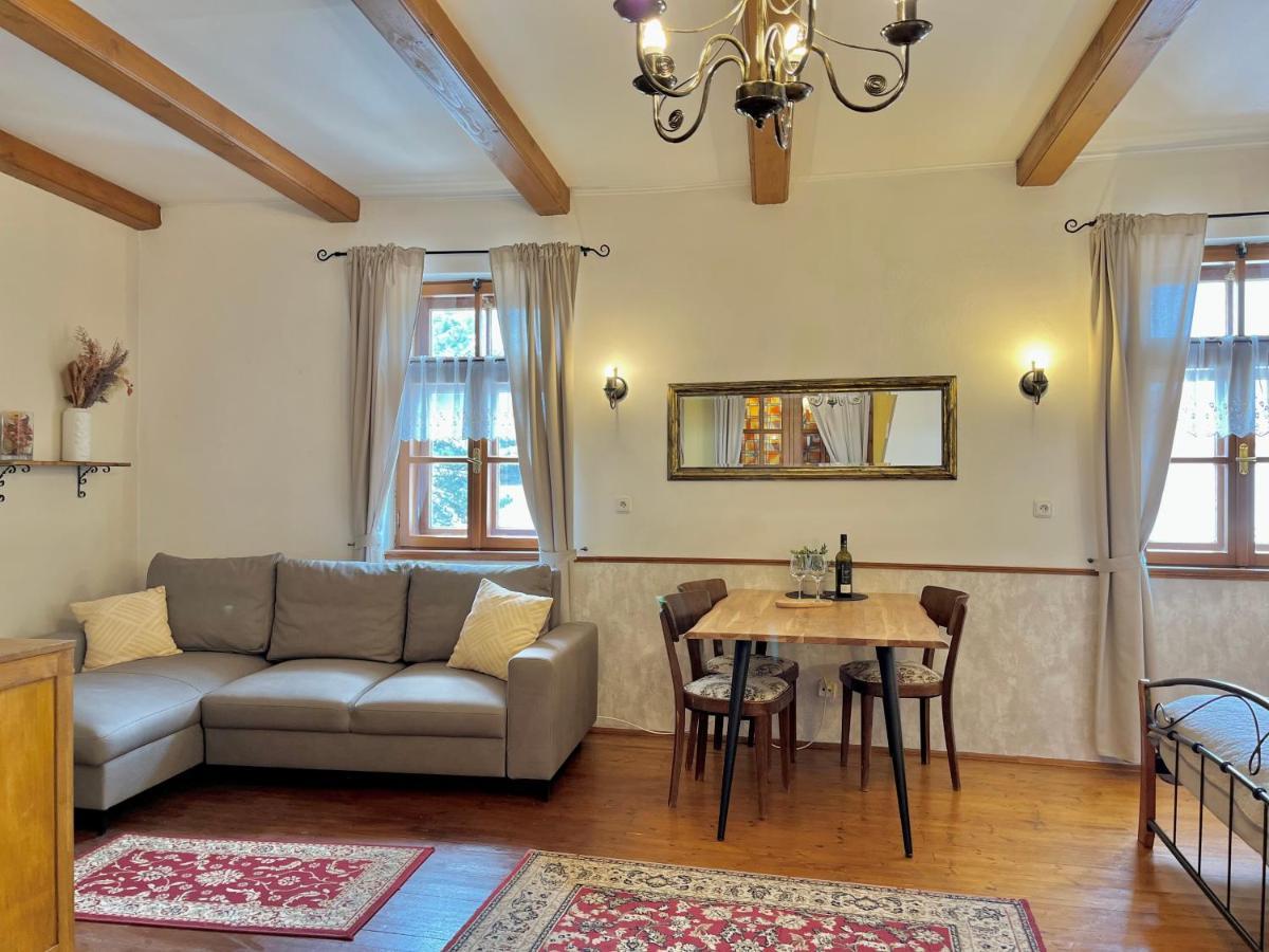 Apartmany Lavander Mikulov Buitenkant foto