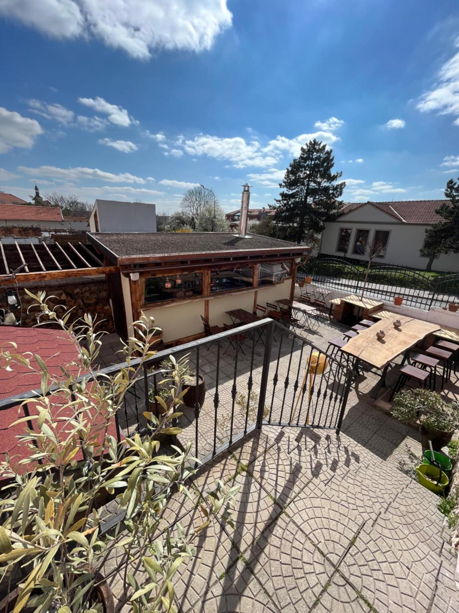 Apartmany Lavander Mikulov Buitenkant foto